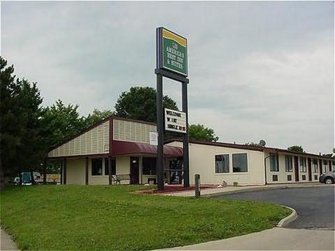 Super 9 Motel Troy Εξωτερικό φωτογραφία