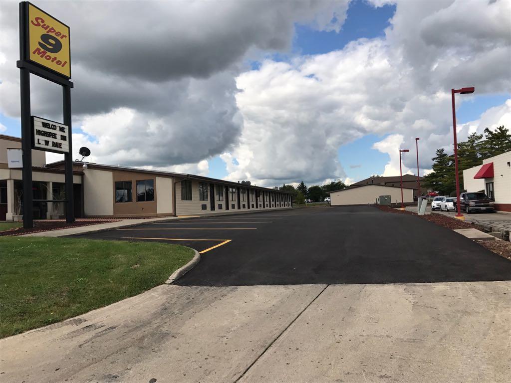 Super 9 Motel Troy Εξωτερικό φωτογραφία