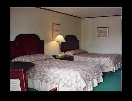 Super 9 Motel Troy Εξωτερικό φωτογραφία